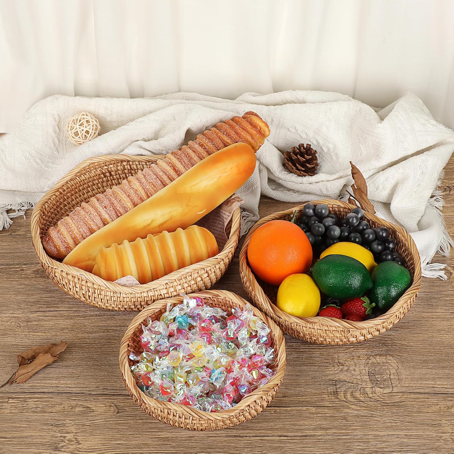 Hipiwe Natural Rattan Tray 8.5" Wicker Storage Bowls Hand Woven Basket Tray for Bread Fruit Key Round Fruit Baskets for Kitchen Entryway Tabletop Decorative Baskets Bowl